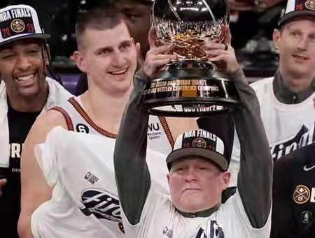 开云体育线上-打服詹姆斯！掘金无懈可击进决赛 总冠军在招手？